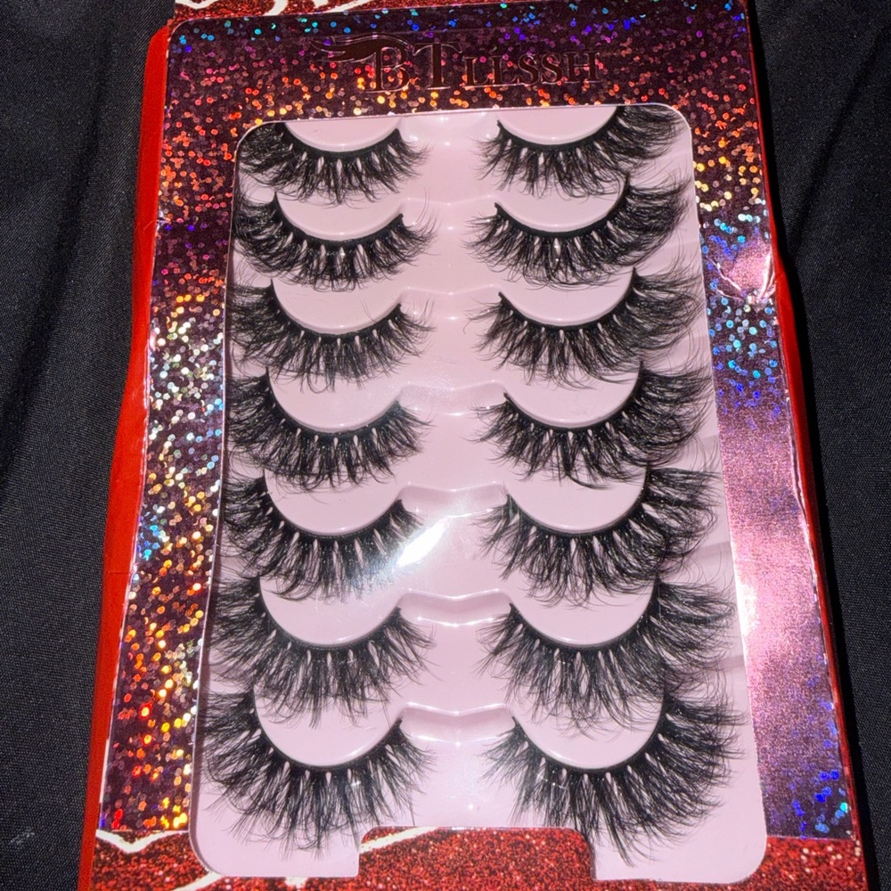 Luxurious Black False Eyelashes by [Brand]